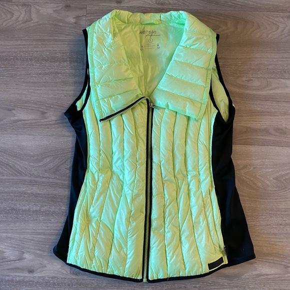 Spring Vest - Picture 1 of 2